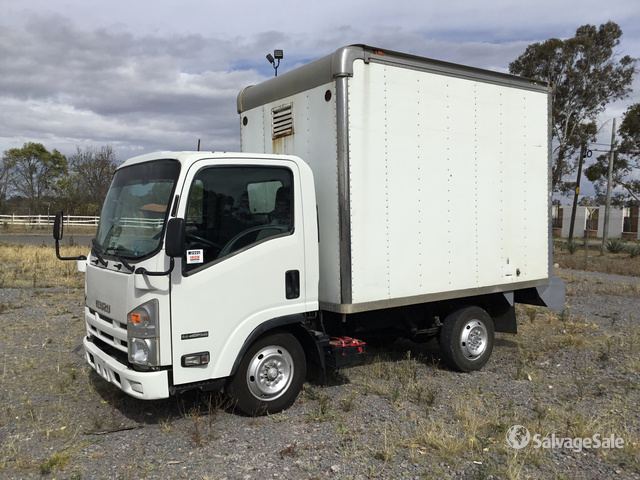 isuzu elf 200 precio