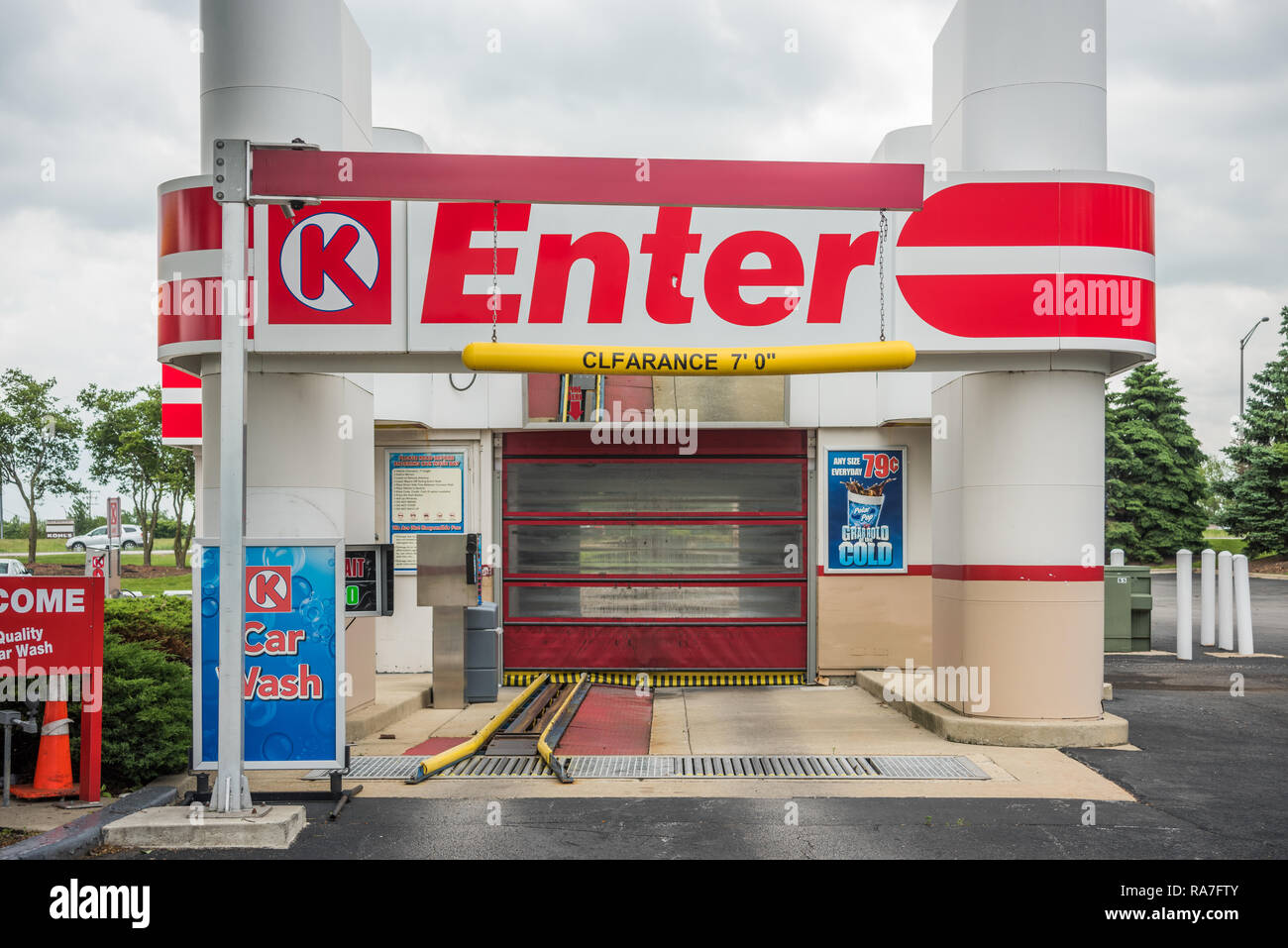 circle k with car wash near me