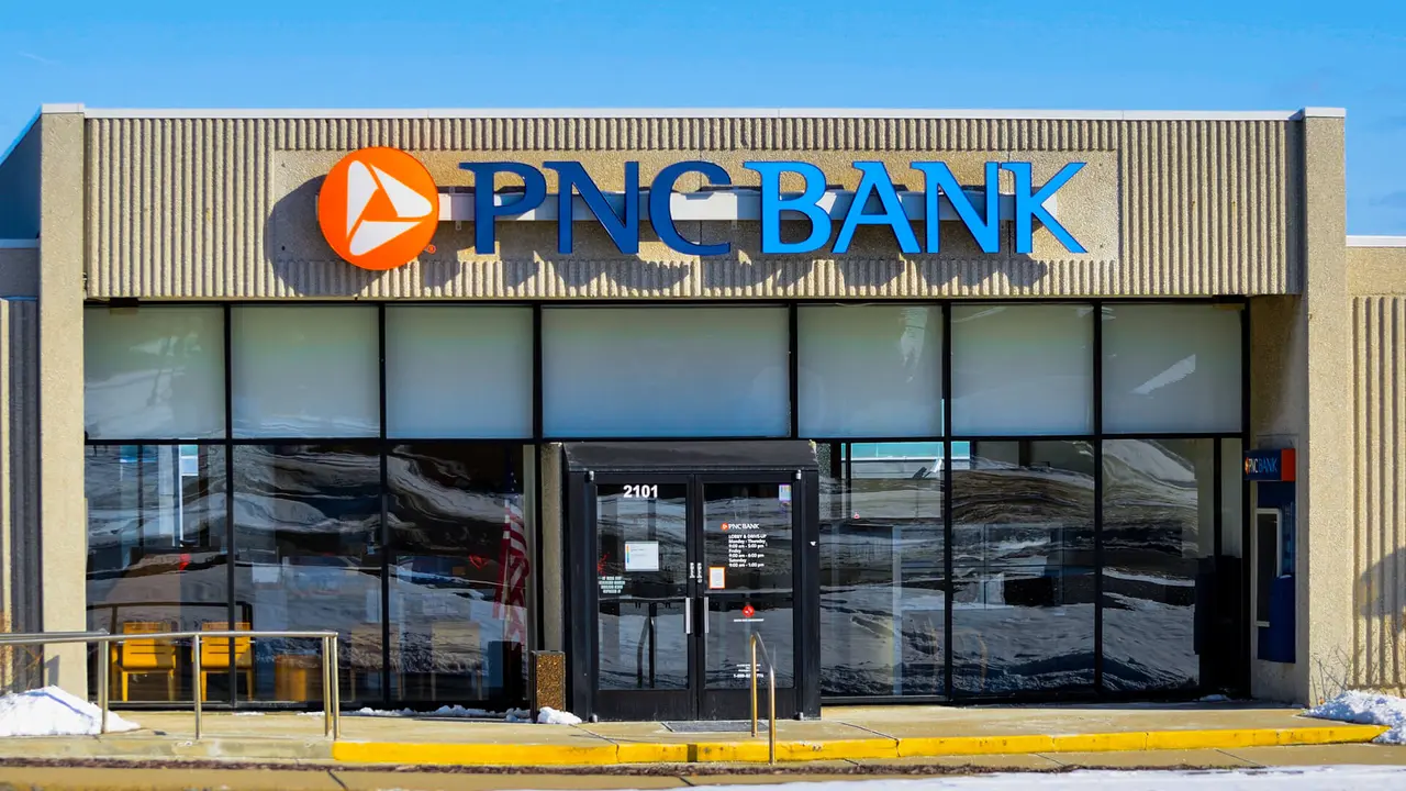 pn bank near me