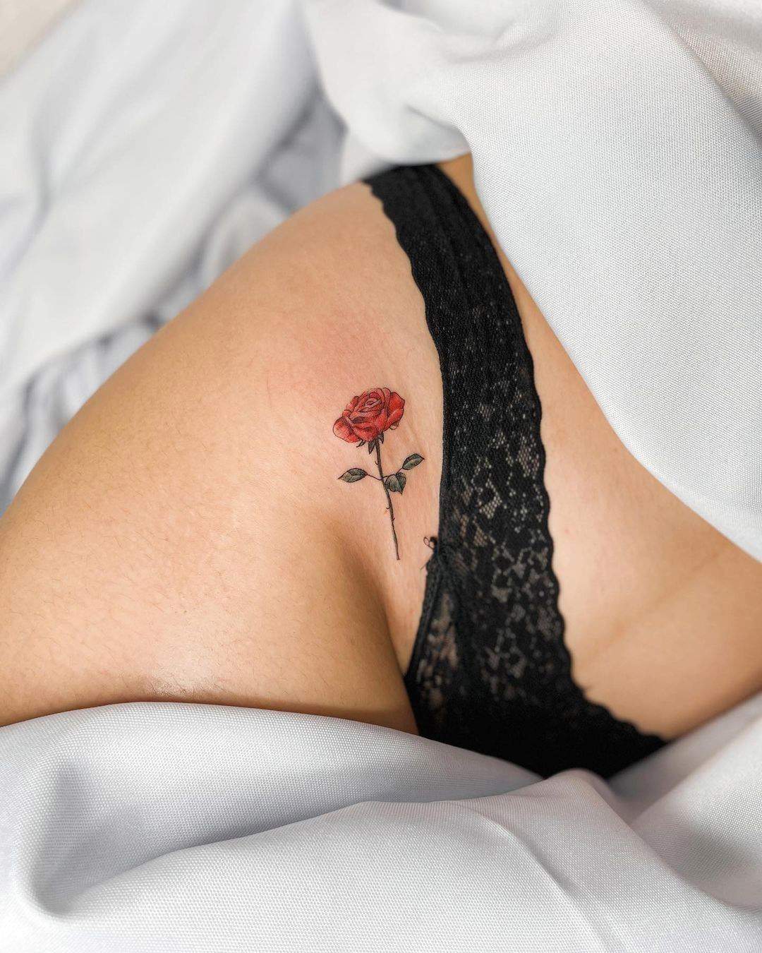 los mejores tatuajes para mujeres provocativos