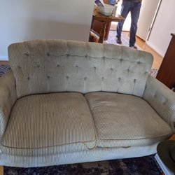 upholsterers near me