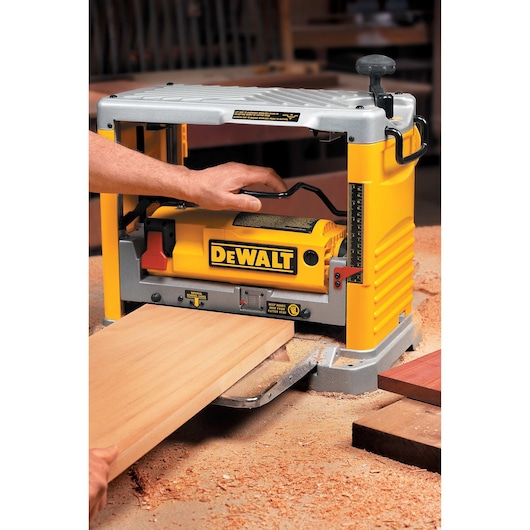 dewalt thickness planer dw734