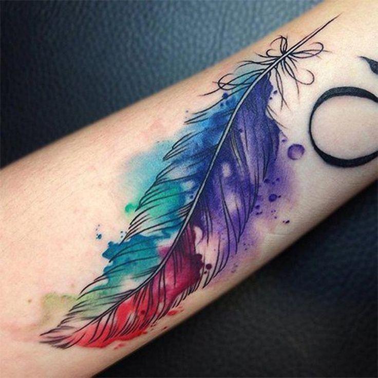 significado tatuajes de plumas para mujeres