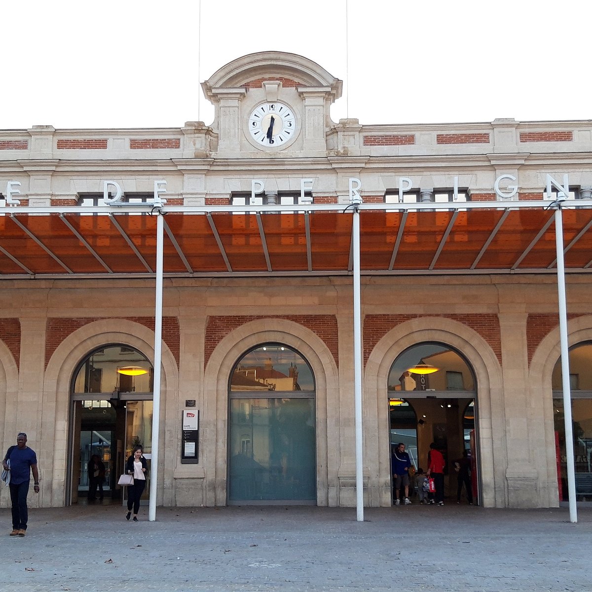 estacion de bus perpignan