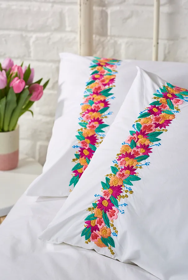 how to embroider pillows by hand