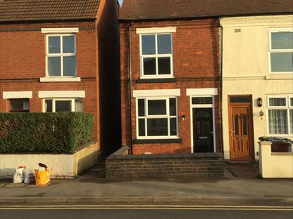 2 bed house to rent cannock