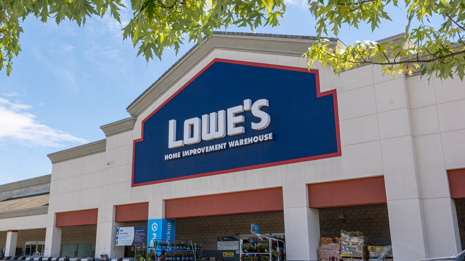 lowes hardware