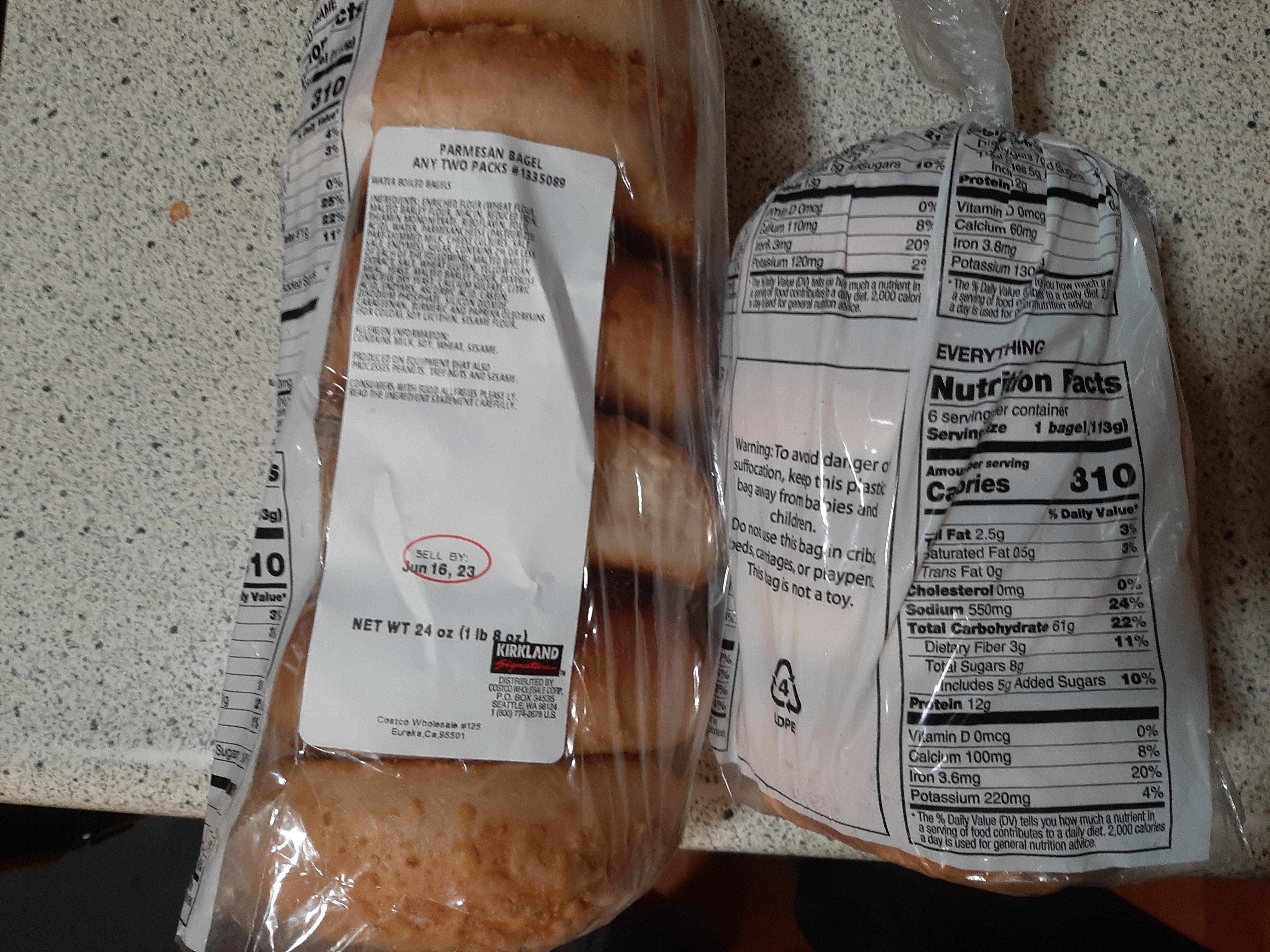 costco bagel nutrition