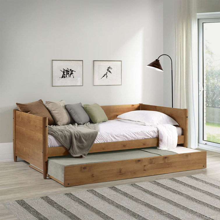 solid wood daybed with trundle