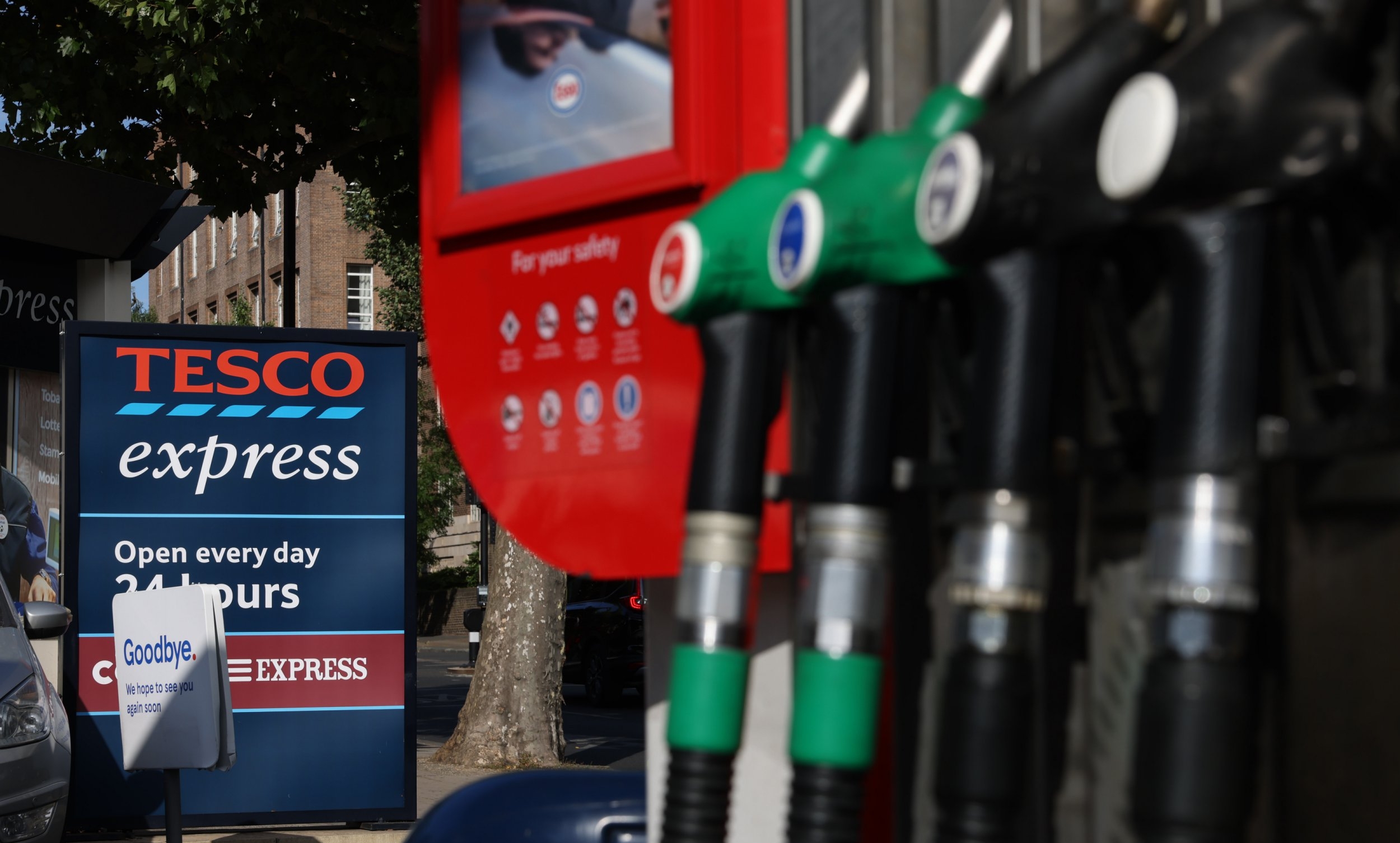 tesco petrol prices today 2022 uk