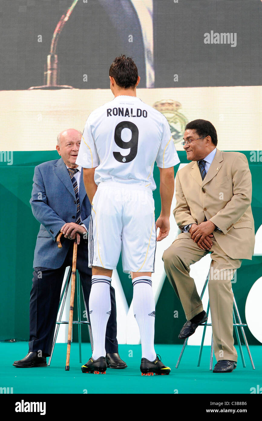 ronaldo real madrid number 9