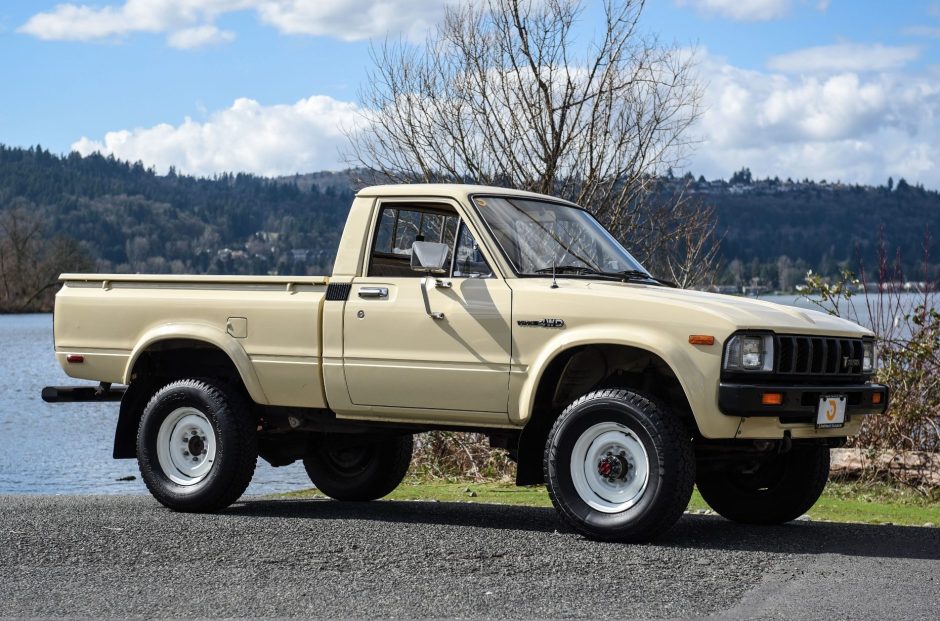 toyota pickup for sale