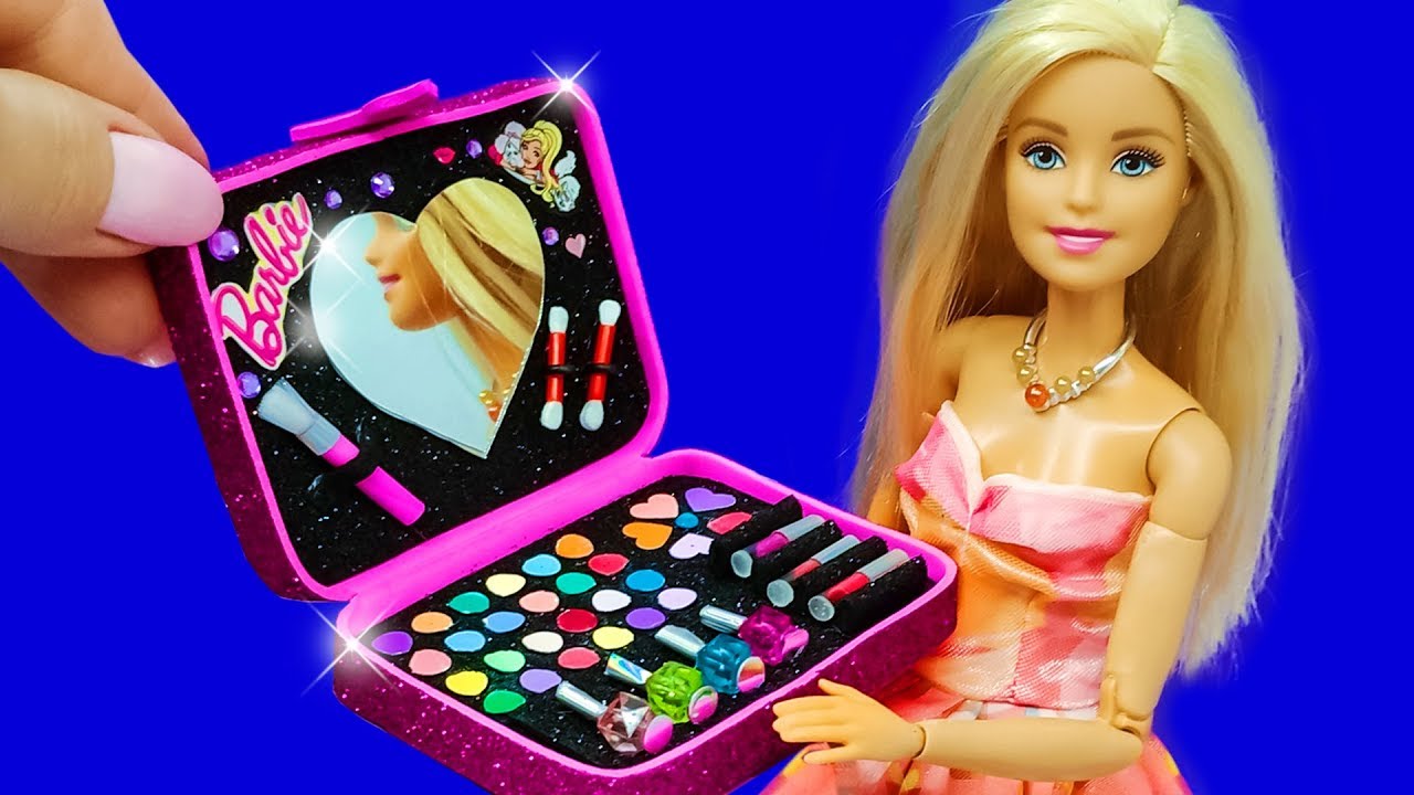 doll makeup set