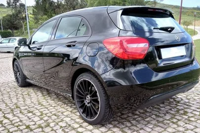 mercedes a 180 urban 2013