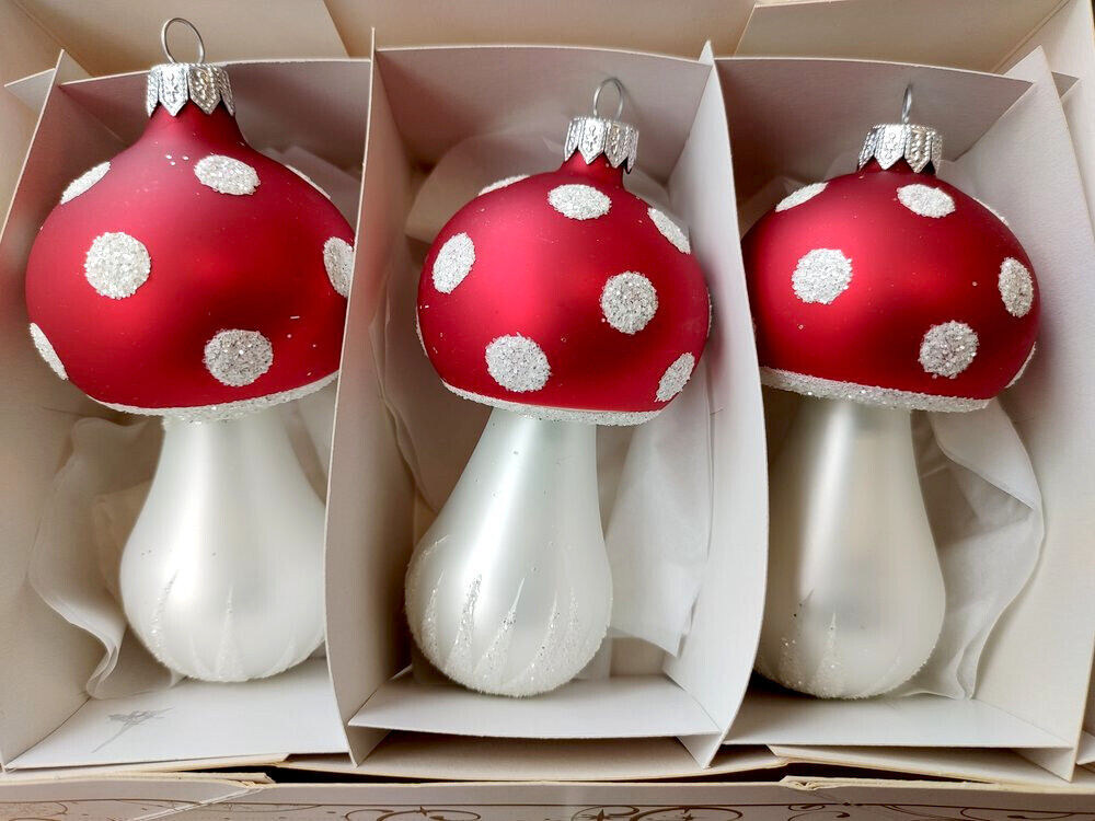 blown glass mushroom ornaments