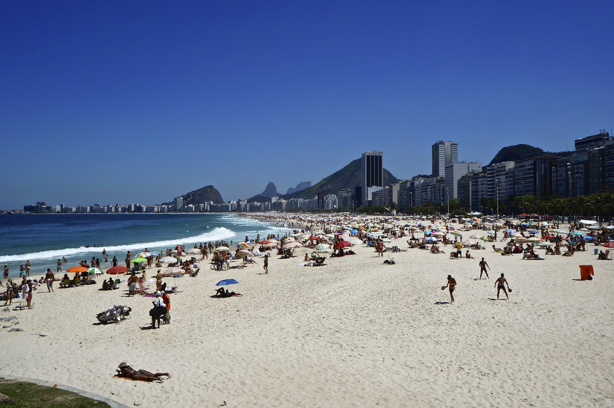 copacabana beach facts