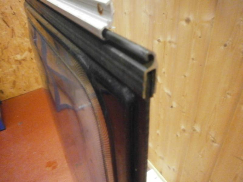 swift caravan window replacement