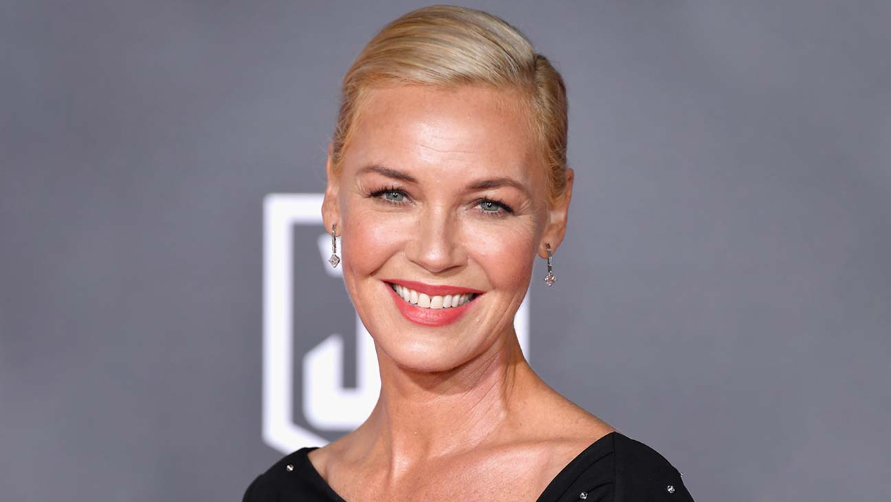 connie nielsen net worth