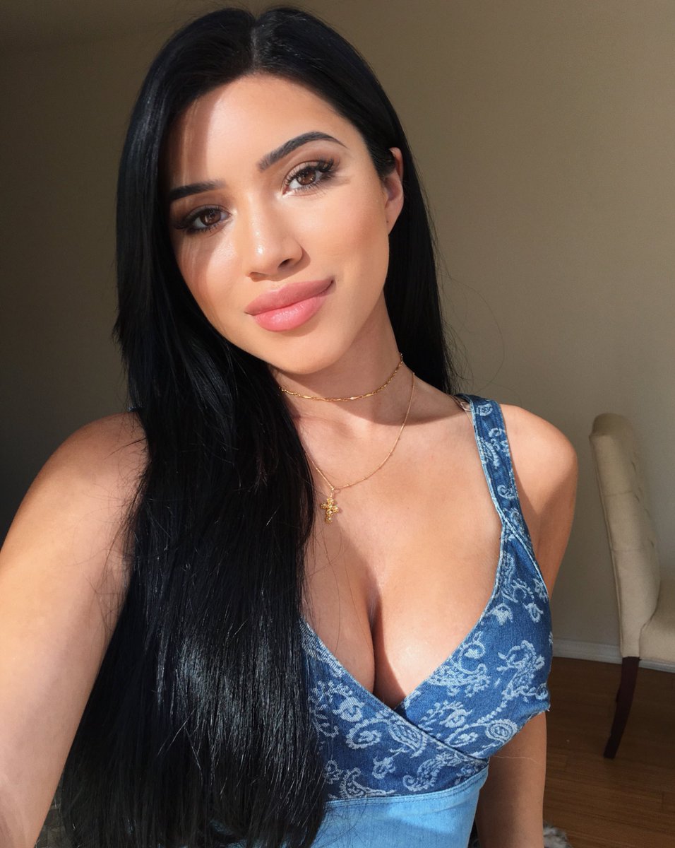 julia kelly twitter