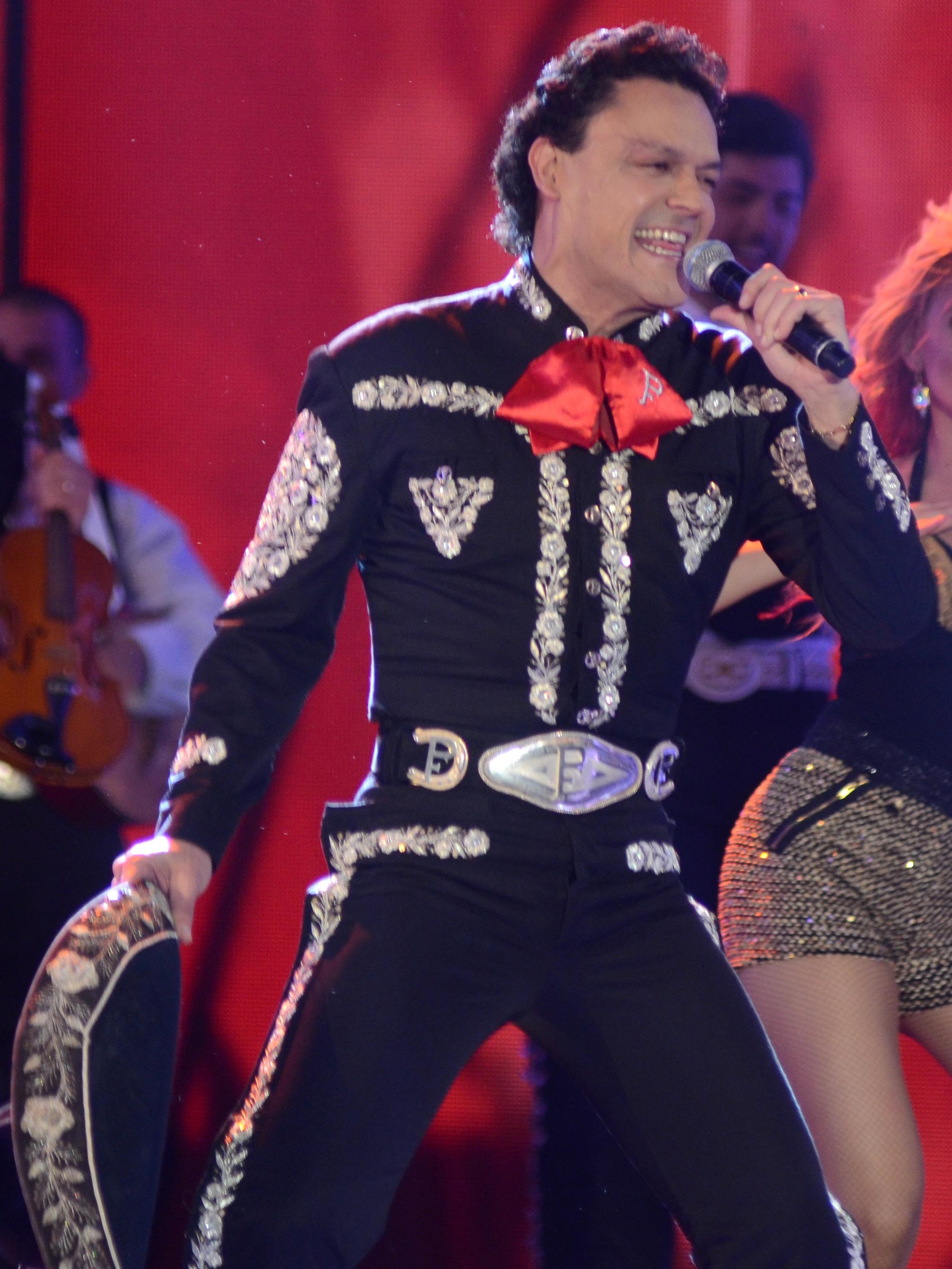 pedro fernandez canciones