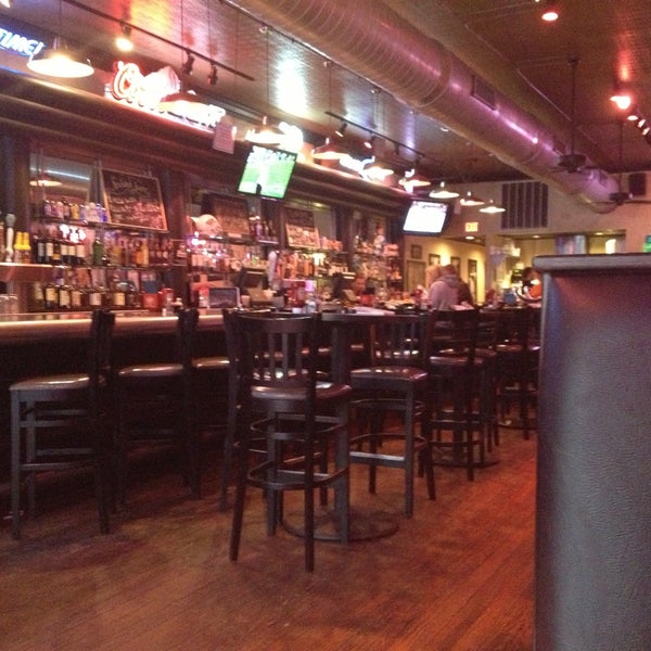 louies bar and grill stillwater ok