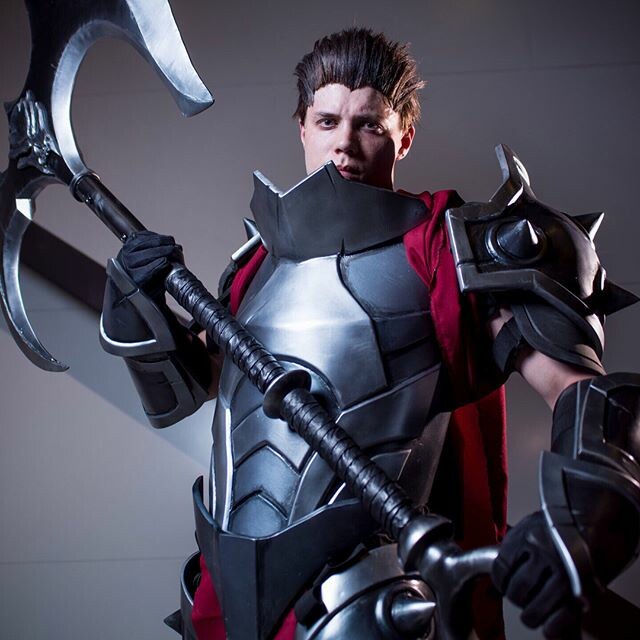 darius cosplay