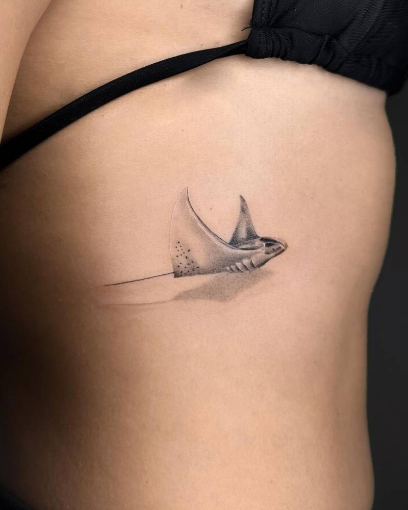 manta ray tattoo