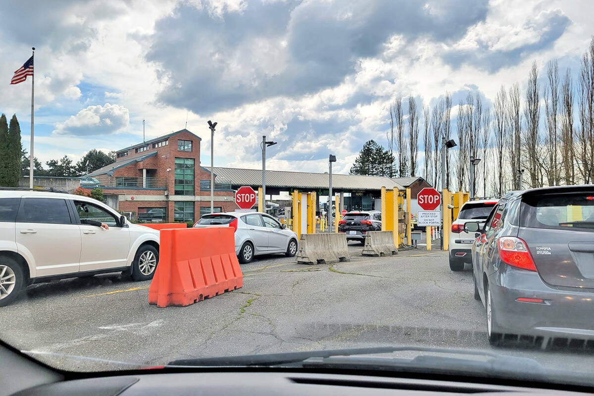 lynden border crossing wait times