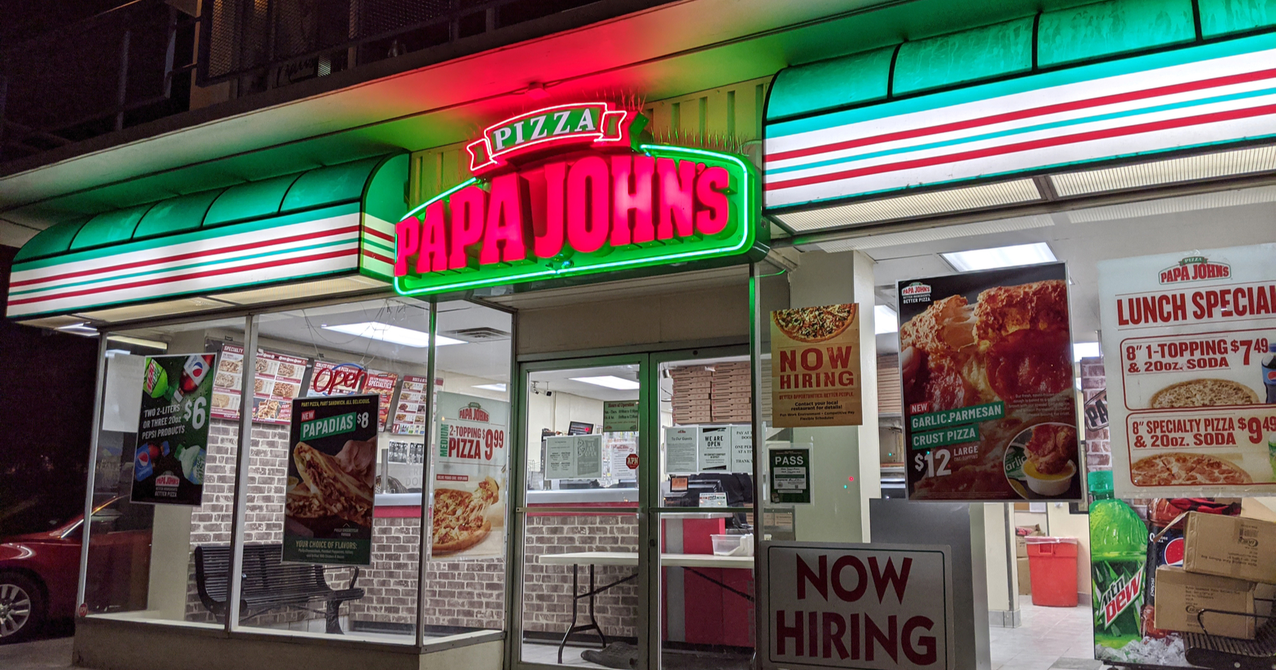 papa johns pizza restaurant