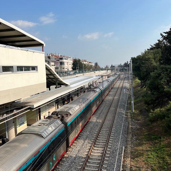 aqua florya marmaray durağı