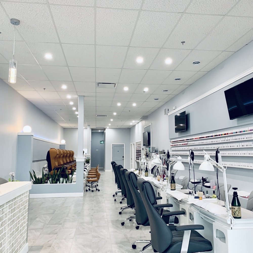 nail salon laval