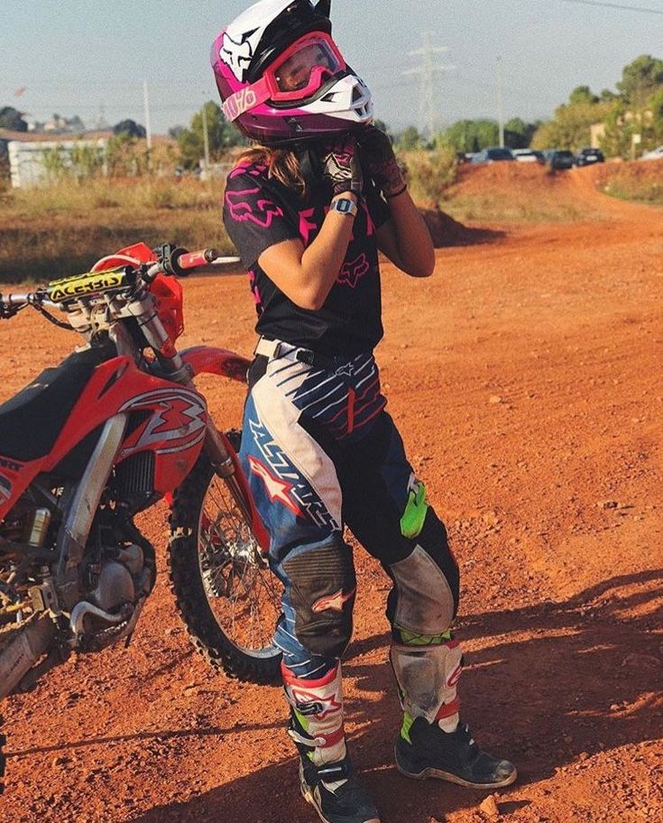 imagenes de motocross chicas