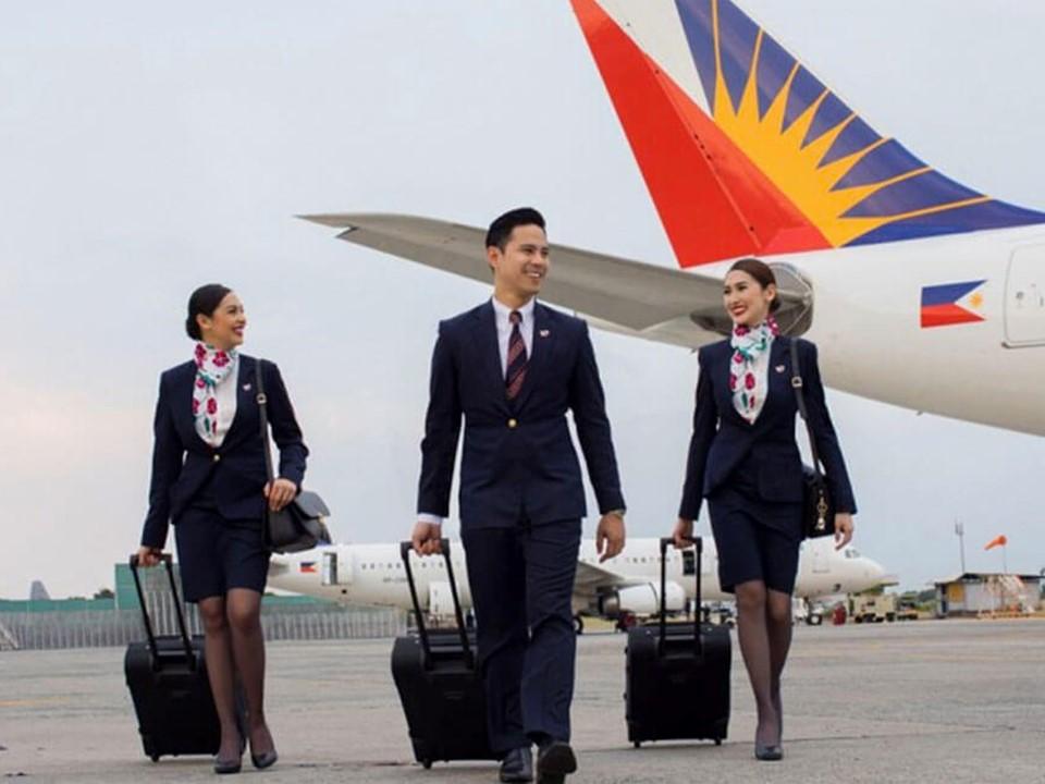 philippine airlines male flight attendant