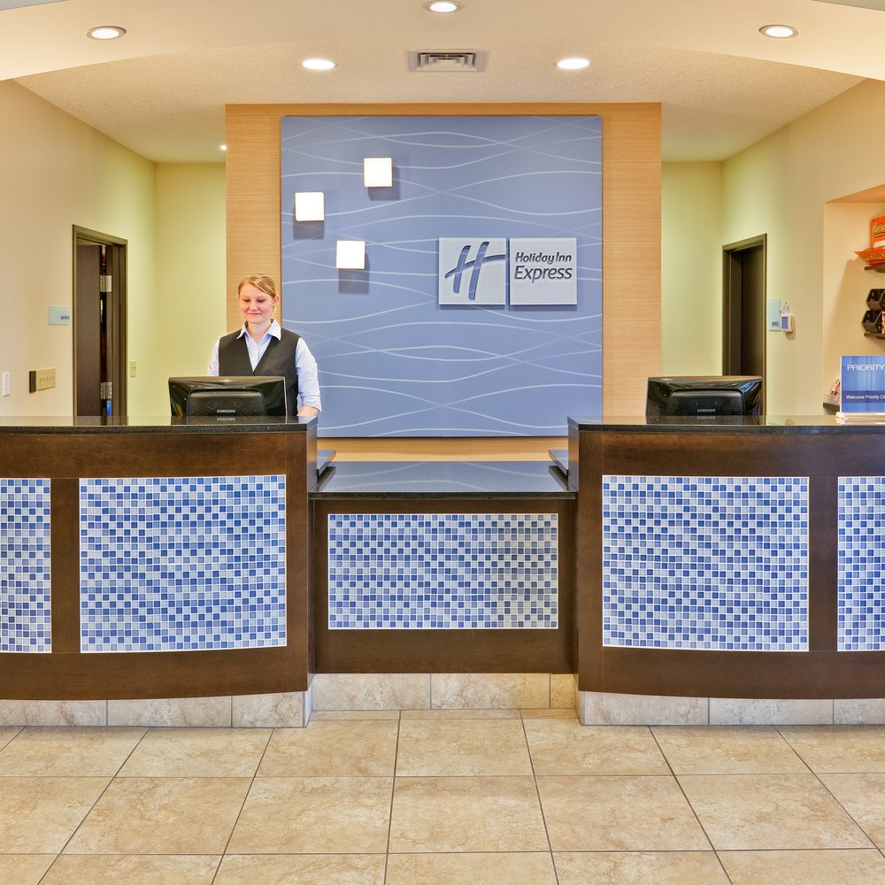 holiday inn express pekin il