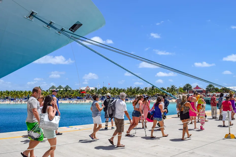 ferry boat miami to bahamas