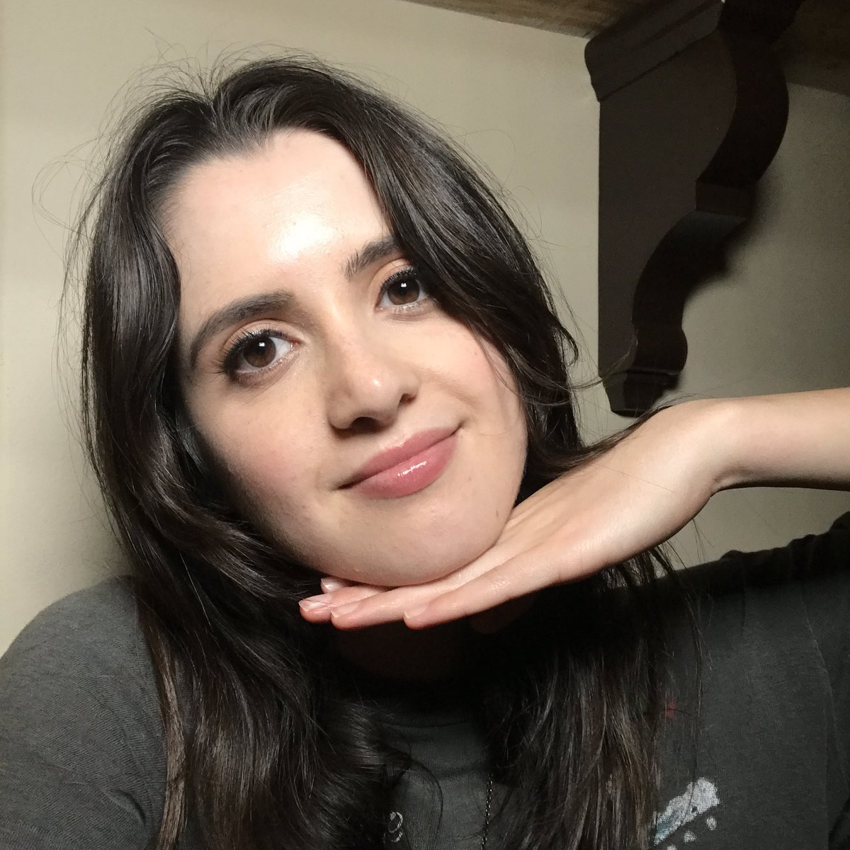 laura marano twitter