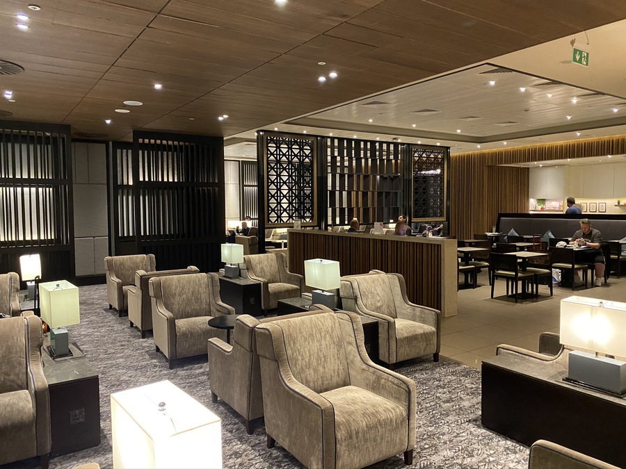 plaza premium lounge heathrow reviews