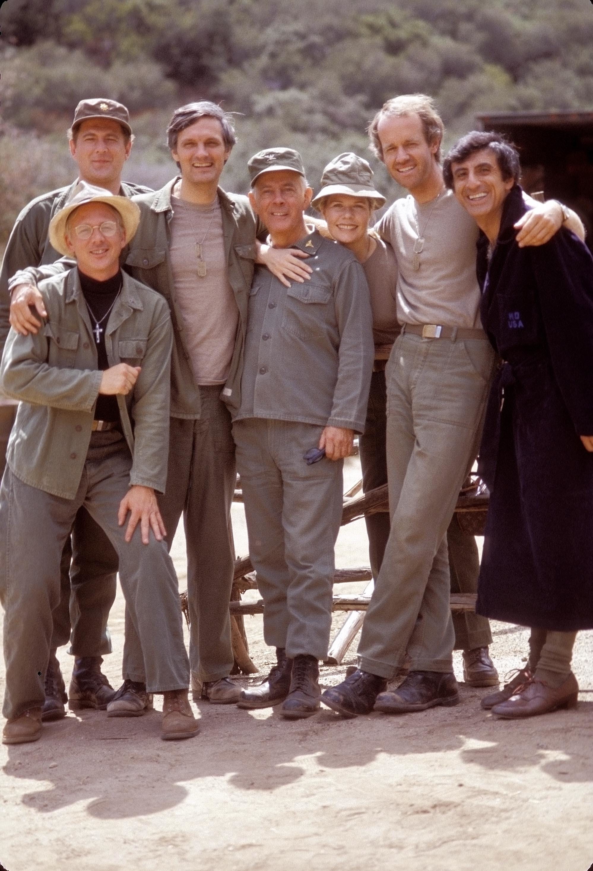 mash cast members