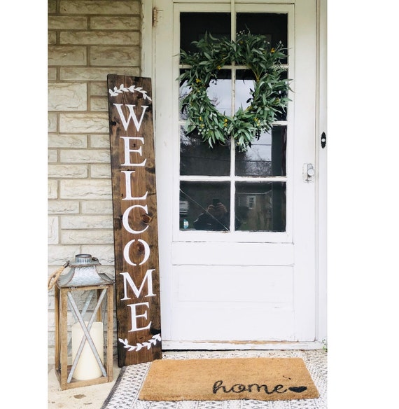 outdoor welcome signs