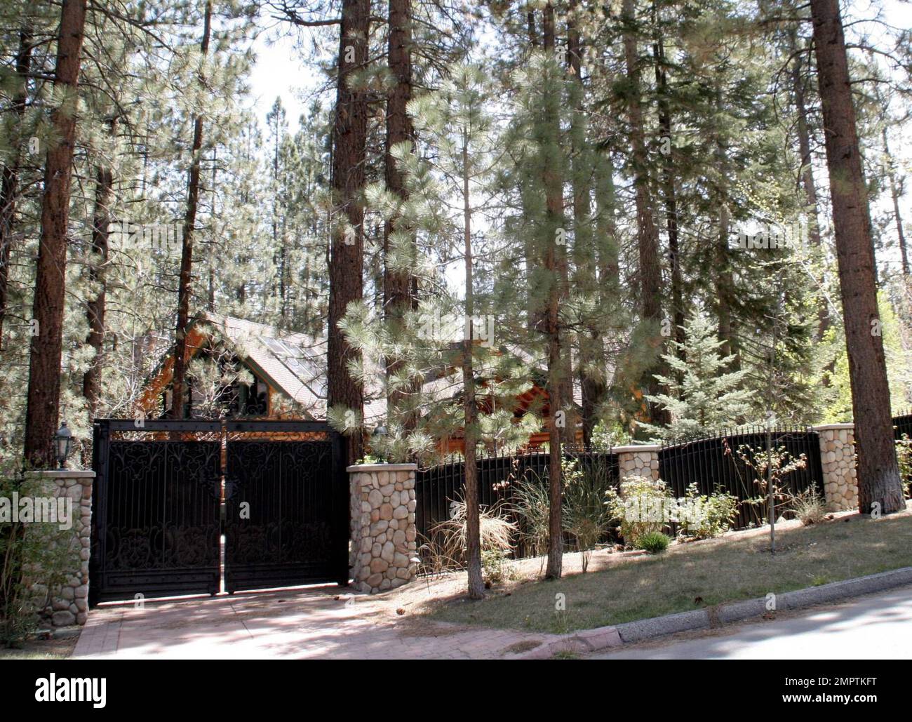 oscar de la hoya big bear cabin