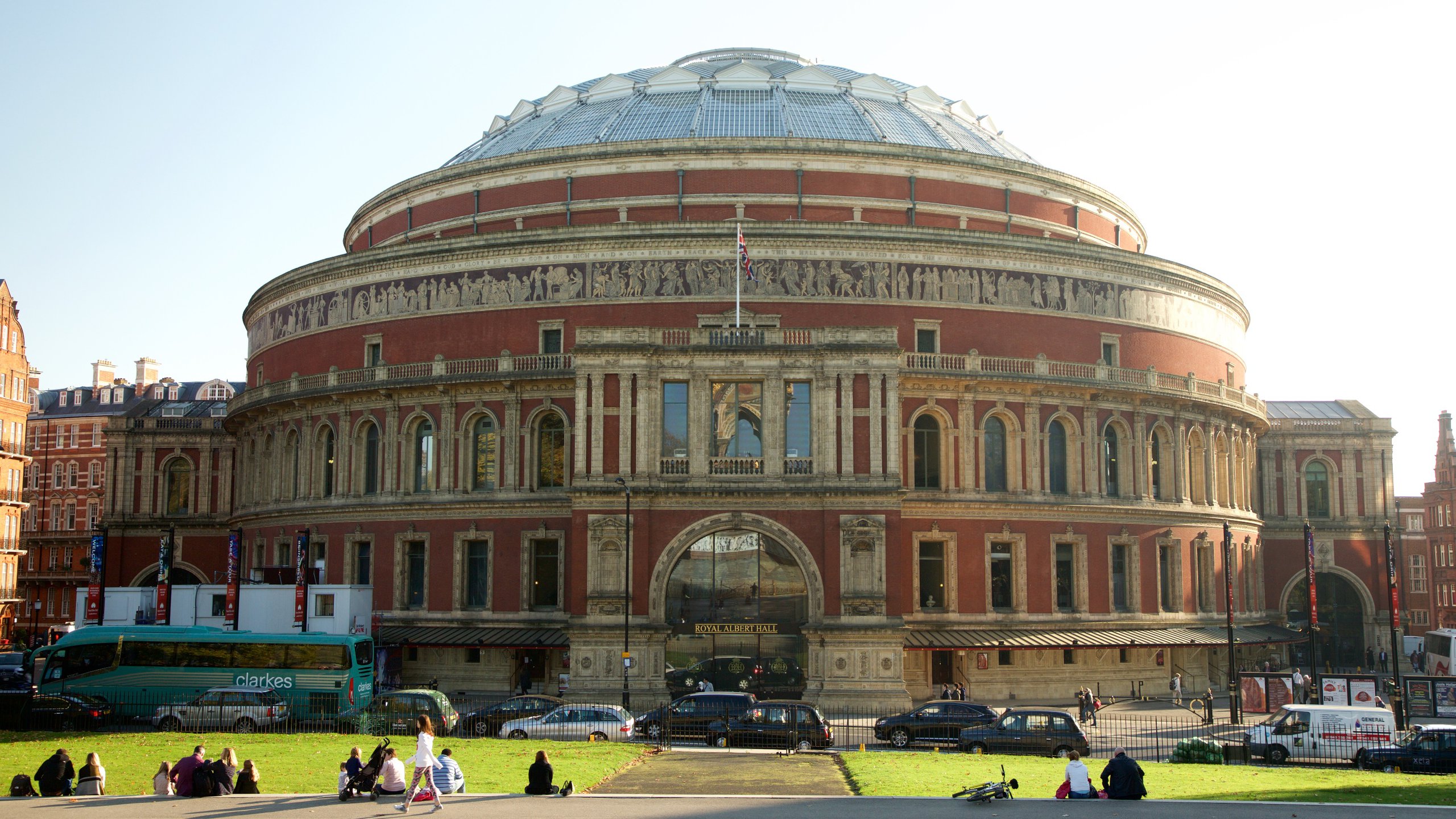 albert hall nearest tube station