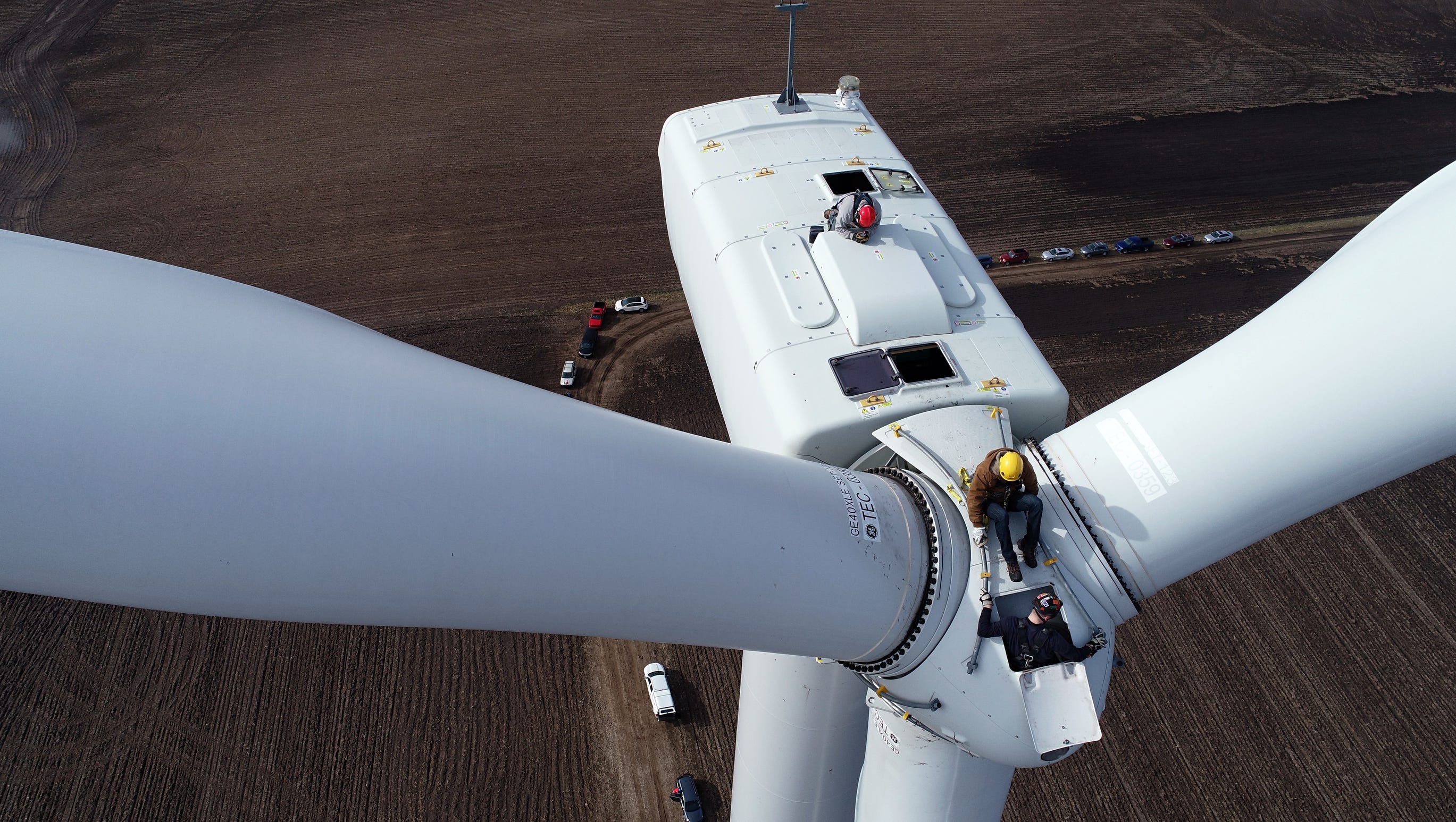 windmill turbine technician salary