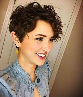 curly pixie hairstyles