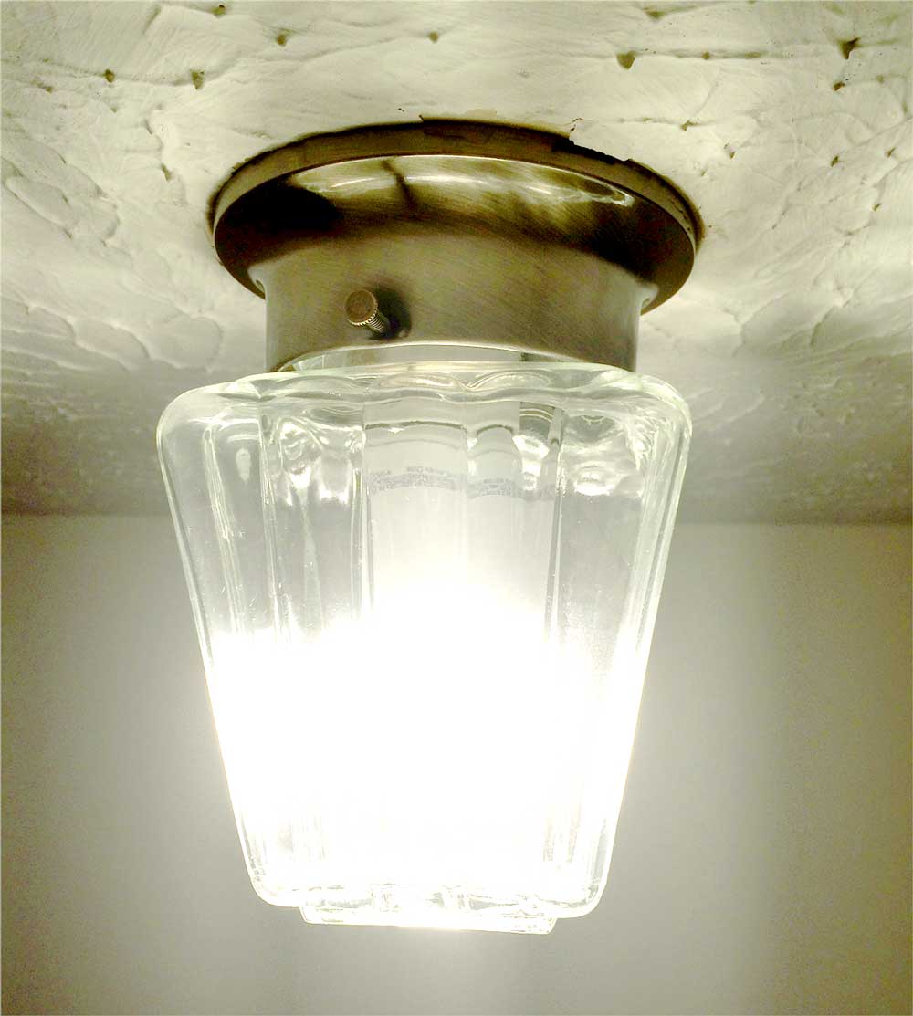 led bulbs and enclosed fixtures