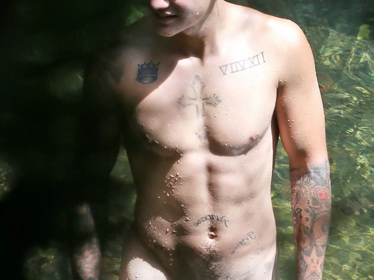 justin bieber nude photos