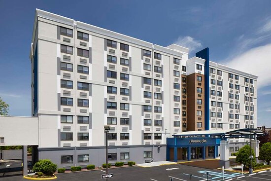 hotels ewr newark