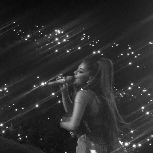 moonlight ariana grande live