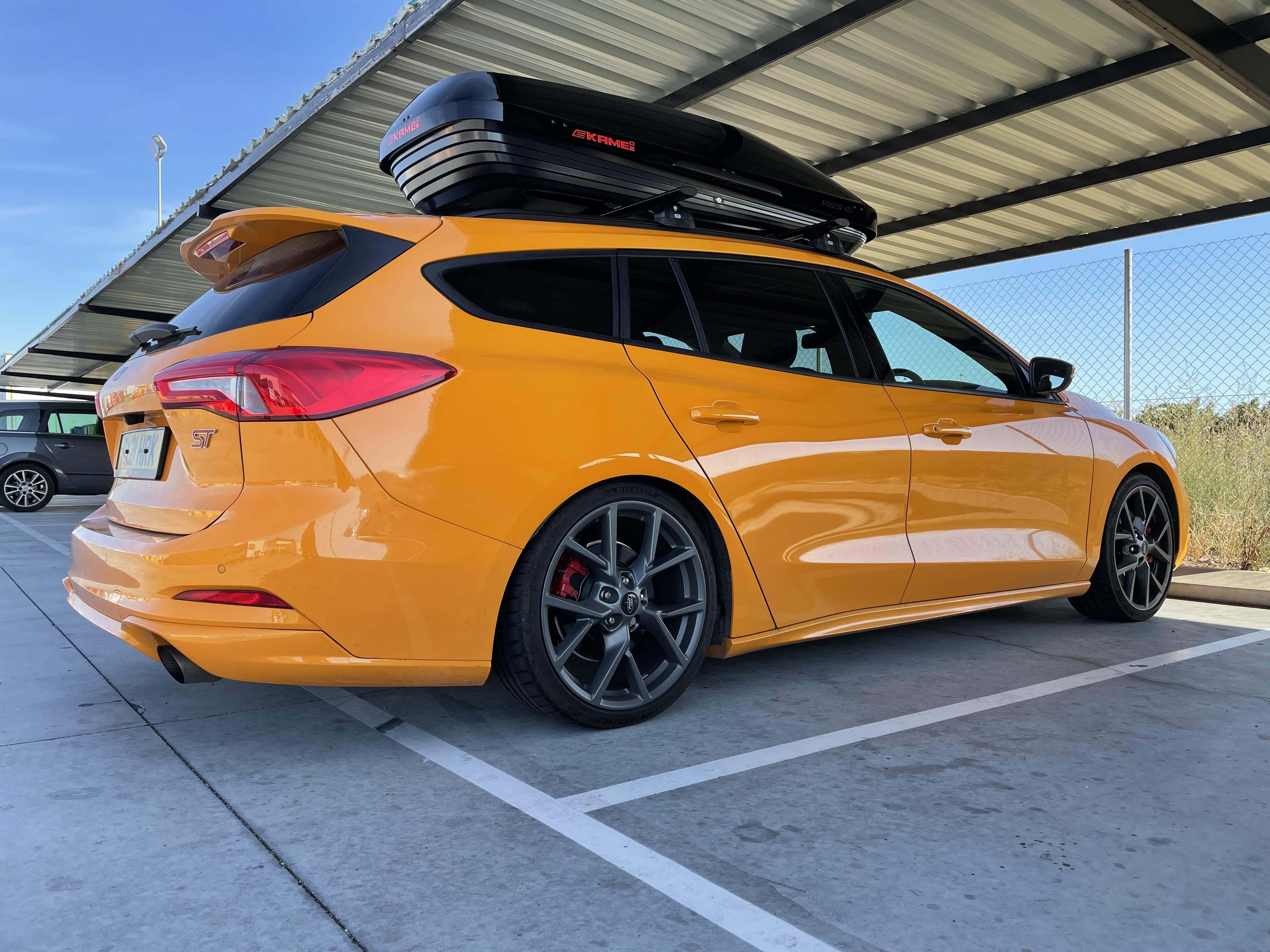 roof box for ford focus