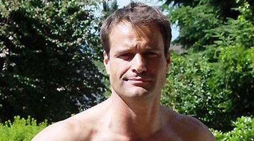 peter deluise naked