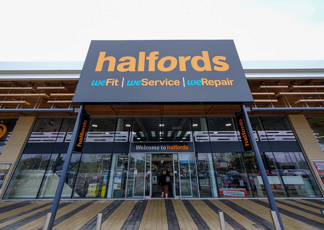 halfords store locator